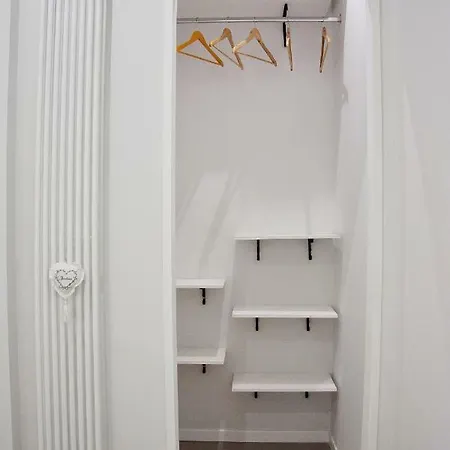 Vatican Luxury Corner Apartament